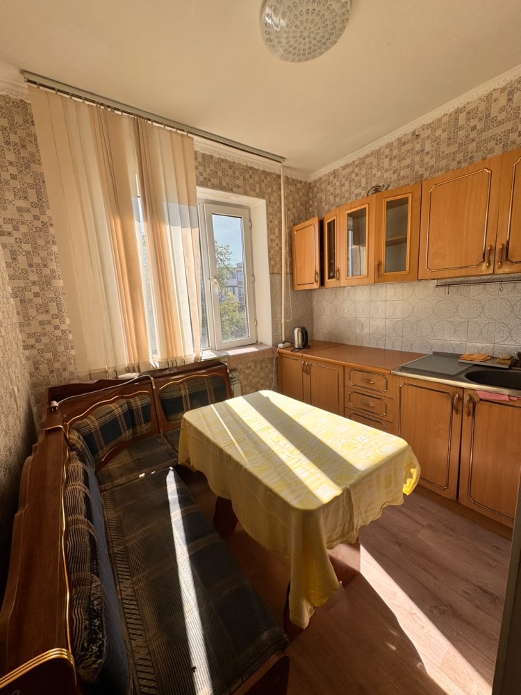 1-комнатная квартира, 32 м², 4/5 этаж, фото 3